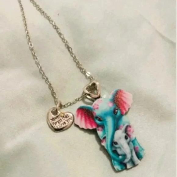 Lovely Heart with Lettering Mother & Child Elephant Pendant Necklace - Picture 3 of 4